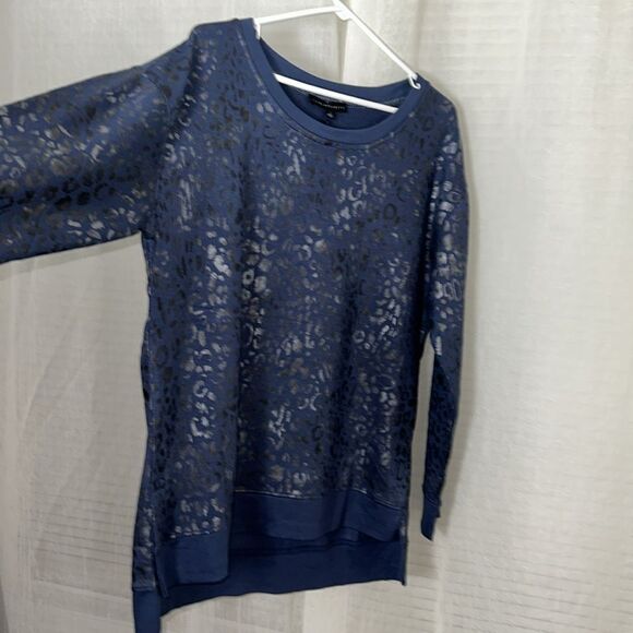 JANE + DELANCEY L Navy Silver Black Metallic Animal Print Crew Fleece Pullover - Picture 6 of 12